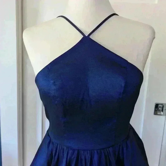 Blue Sequin Hearts Junior Size 3 Formal mini-dress - Picture 3 of 7